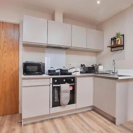 Beautiful 1 Bedroom Flat In Leeds - Sleeps 4 Exterior photo